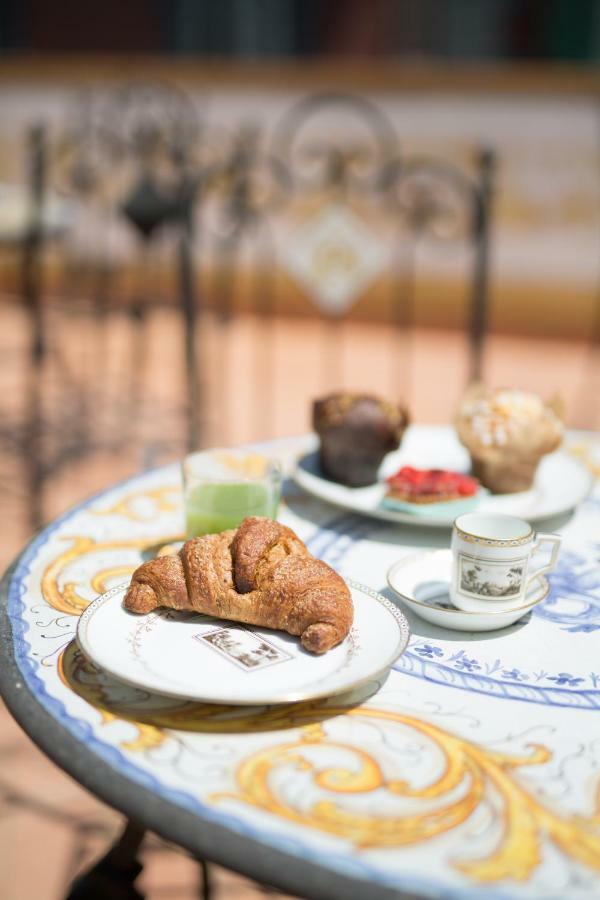 Palazzo Doria D'Angri Suites Naples Luaran gambar